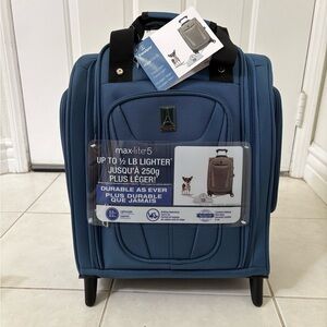 NWT TRAVELPRO Maxlite® 5 Carry-On Rolling Underseat Bag Suitcase Luggage